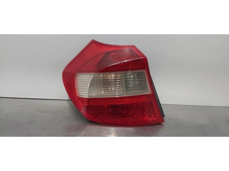 Recambio de piloto trasero izquierdo para bmw serie 1 berlina (e81/e87) 118d referencia OEM IAM 63216924501  