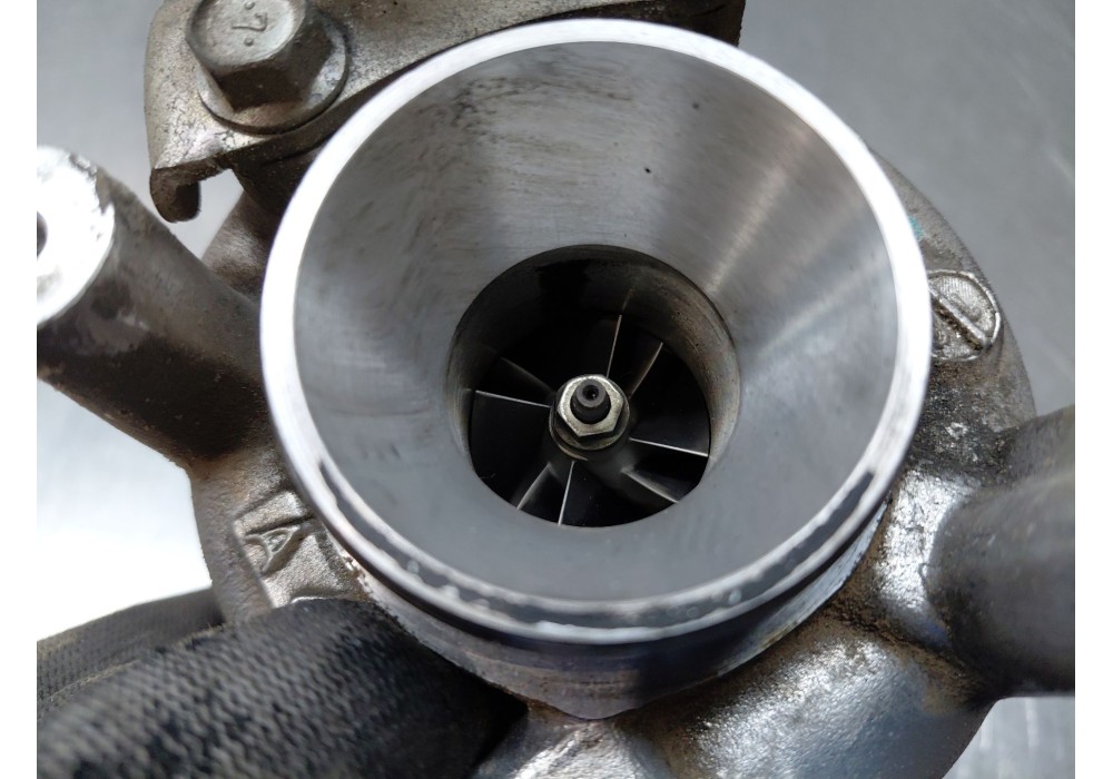 Recambio de turbocompresor para ford fiesta vi (cb1, ccn) 1.6 tdci referencia OEM IAM 1696537  