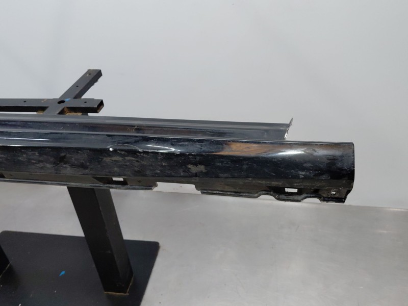 Recambio de faldon lateral para ford focus iv turnier (hp) 1.5 ecoblue referencia OEM IAM 2746943  
