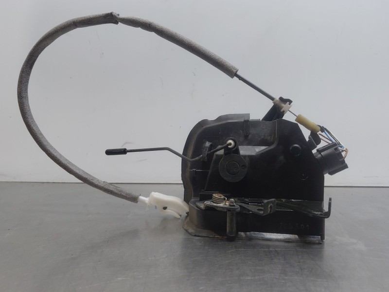 Recambio de cerradura puerta delantera derecha para bmw 3 coupé (e46) 318 ci referencia OEM IAM 51217011250  