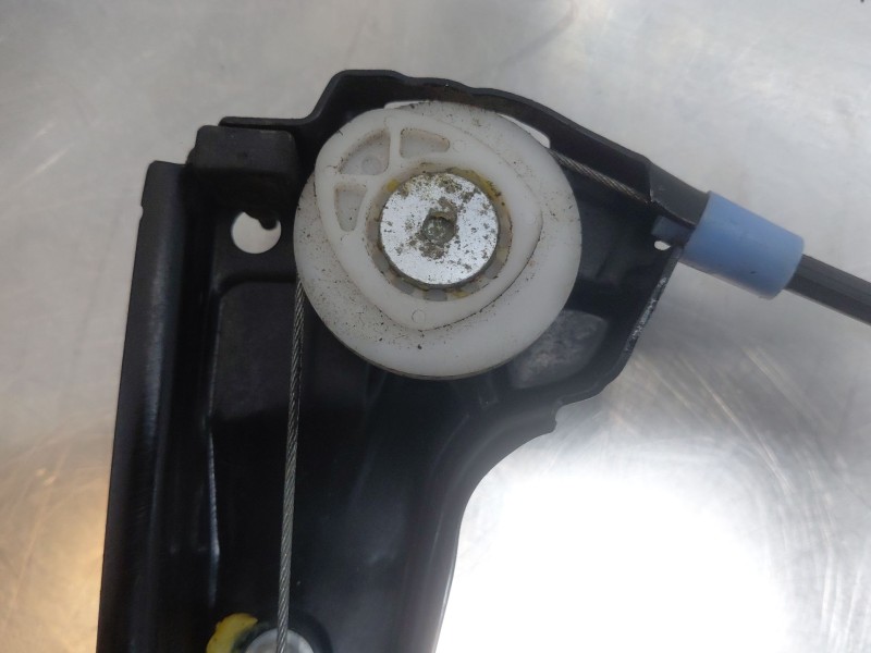 Recambio de elevalunas delantero derecho para bmw 3 coupé (e46) 318 ci referencia OEM IAM 51338229106  
