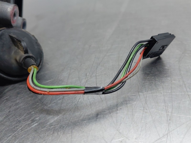 Recambio de retrovisor derecho para bmw 3 coupé (e46) 318 ci referencia OEM IAM 51167890470  