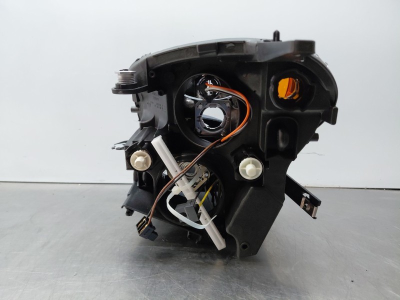 Recambio de faro derecho para alfa romeo mito (145) progression referencia OEM IAM 50508590  
