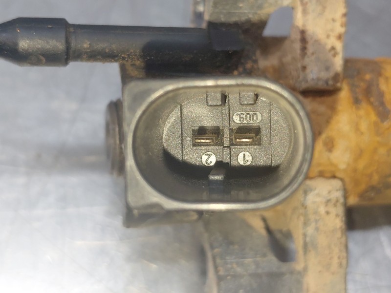 Recambio de inyector para bmw x5 (e70) xdrive referencia OEM IAM 13537808089  