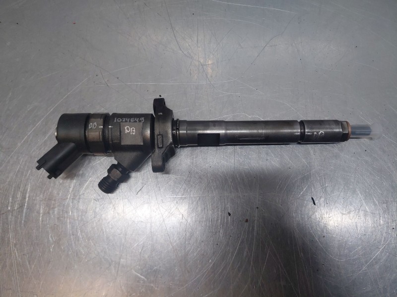 Recambio de inyector para citroën c4 coupé (la_) 1.6 hdi referencia OEM IAM 0445110281  
