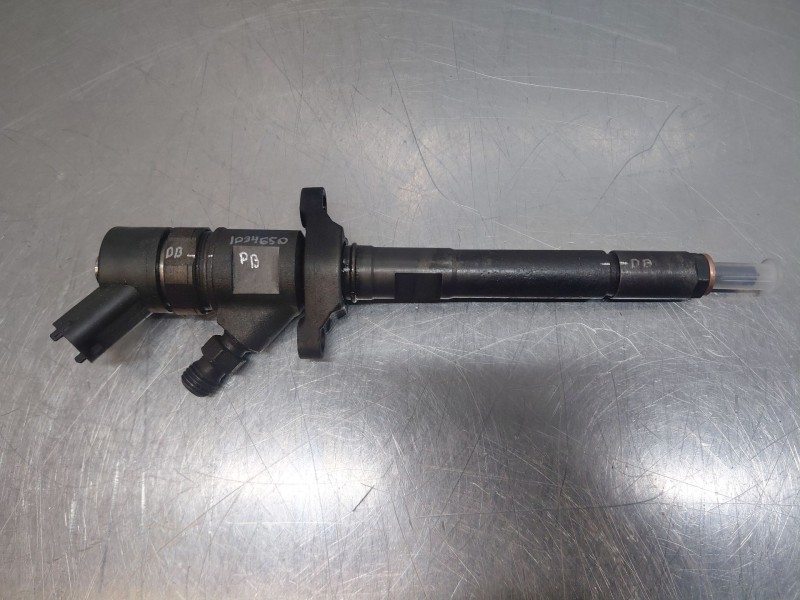 Recambio de inyector para citroën c4 coupé (la_) 1.6 hdi referencia OEM IAM 0445110281  