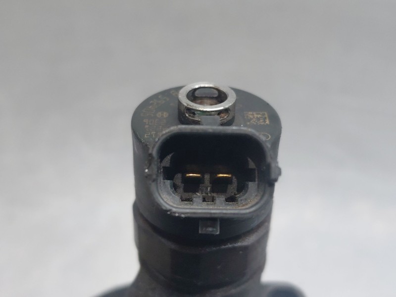 Recambio de inyector para citroën c4 coupé (la_) 1.6 hdi referencia OEM IAM 0445110281  