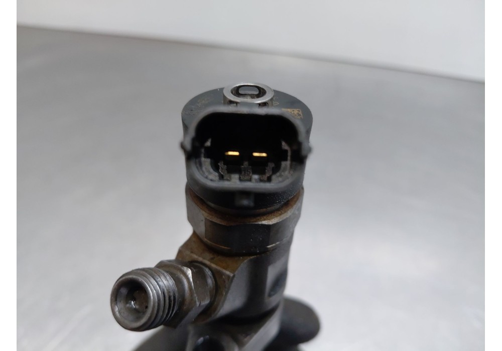 Recambio de inyector para ford focus ii (da_, hcp, dp) 1.6 tdci referencia OEM IAM 0445110259  