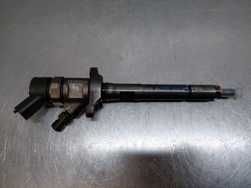 Recambio de inyector para ford focus ii (da_, hcp, dp) 1.6 tdci referencia OEM IAM 0445110259  