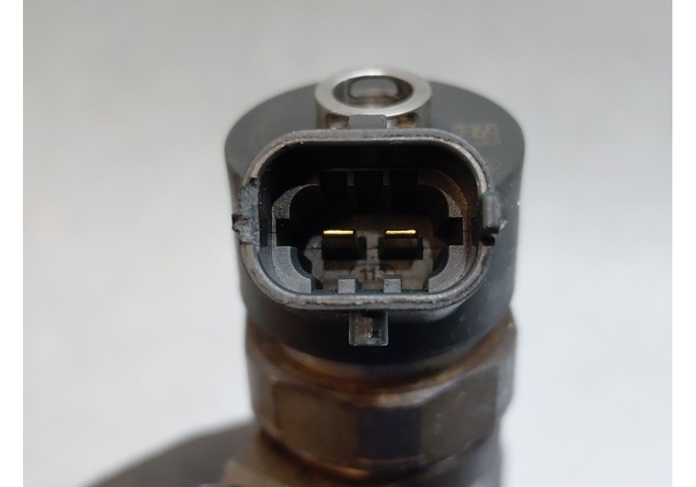 Recambio de inyector para ford focus ii (da_, hcp, dp) 1.6 tdci referencia OEM IAM 0445110259  