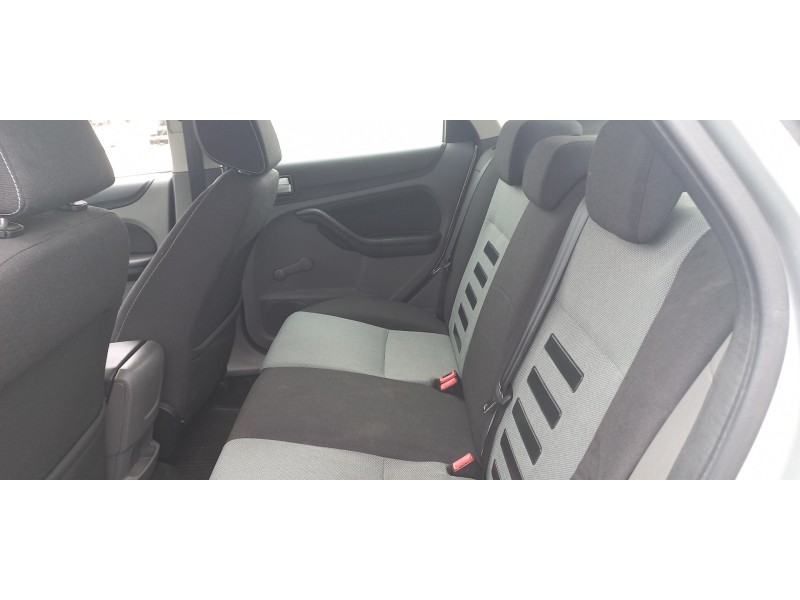 ford focus lim. (cb4) del año 2010
