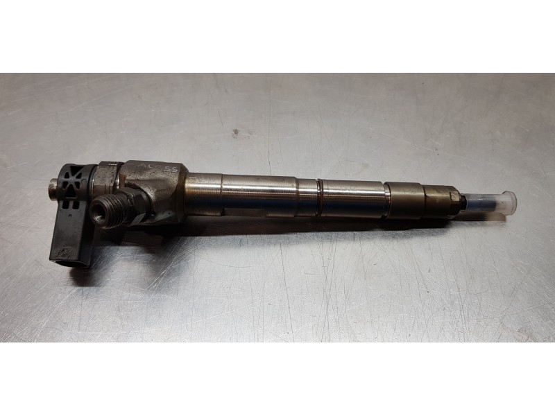 Recambio de inyector para volkswagen caddy ocio comfortline bmt referencia OEM IAM 04L130277AC   Recambio de inyector para volkswagen caddy ocio comfortline bmt referencia OEM IAM 04L130277AC