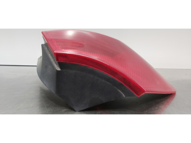 Recambio de piloto trasero izquierdo para bmw serie 1 berlina (e81/e87) 118d referencia OEM IAM 63216924501  