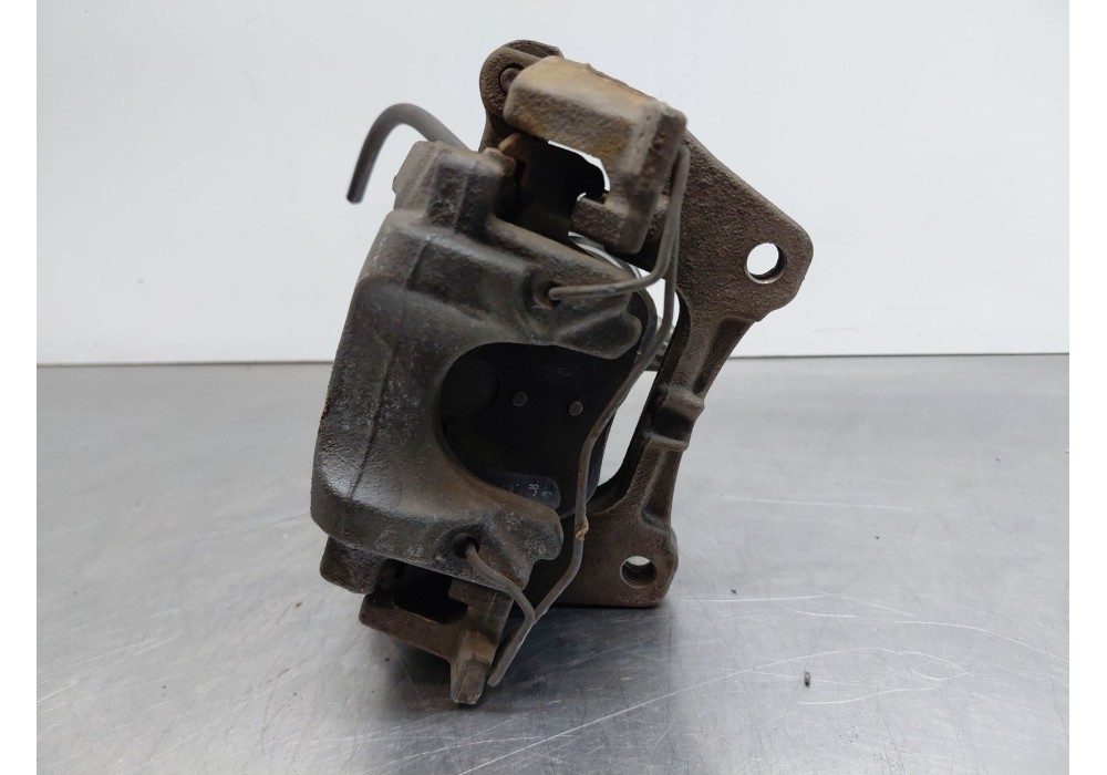 Recambio de pinza freno trasera izquierda para jaguar e-pace (x540) 2.0 d150 awd referencia OEM IAM T2H37948  