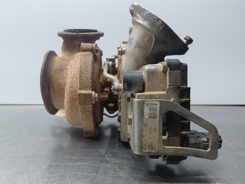 Recambio de turbocompresor para bmw x5 (e70) xdrive referencia OEM IAM 11657796314  