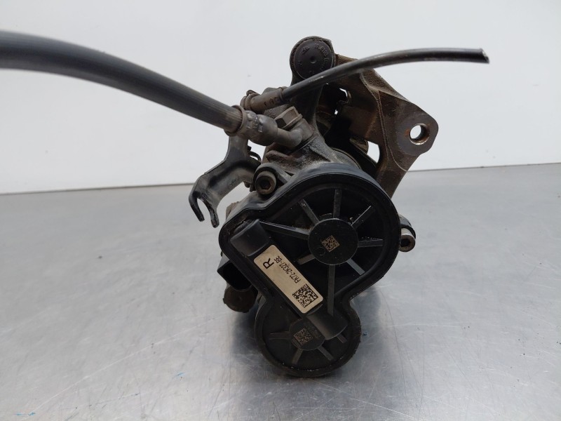 Recambio de pinza freno trasera derecha para jaguar e-pace (x540) 2.0 d150 awd referencia OEM IAM T2H37947  