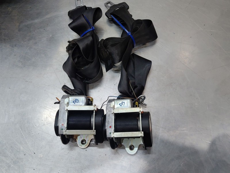 Recambio de kit airbag para ford focus iii 1.6 tdci referencia OEM IAM 1851698  