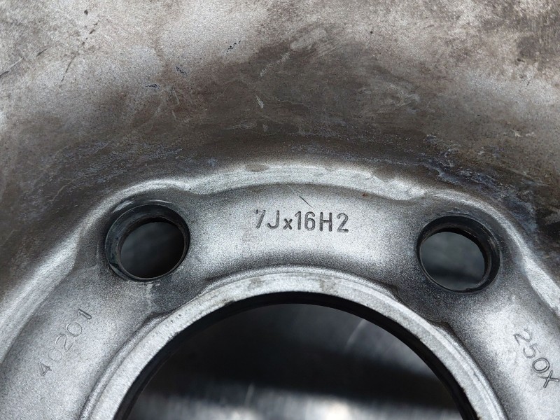 Recambio de llanta para peugeot expert furgoneta (v_) 1.6 bluehdi 115 referencia OEM IAM 9806106780  