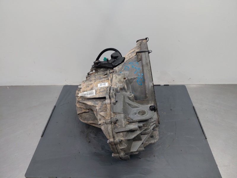 Recambio de caja cambios para nissan nv 400 l3h2 referencia OEM IAM PF6054  