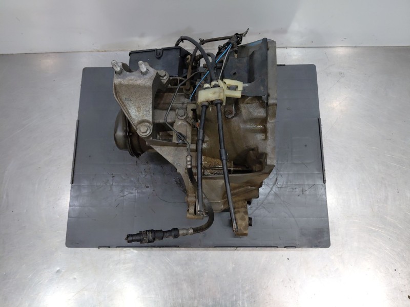 Recambio de caja cambios para ford fiesta vi (cb1, ccn) 1.6 tdci referencia OEM IAM BA6R7002abb  