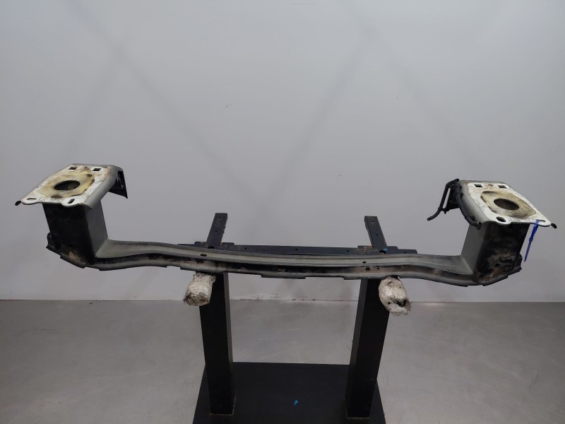Recambio de refuerzo paragolpes delantero para jaguar e-pace (x540) 2.0 d150 awd referencia OEM IAM J9C5460  