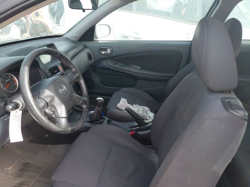 nissan almera ii hatchback (n16) del año 2005