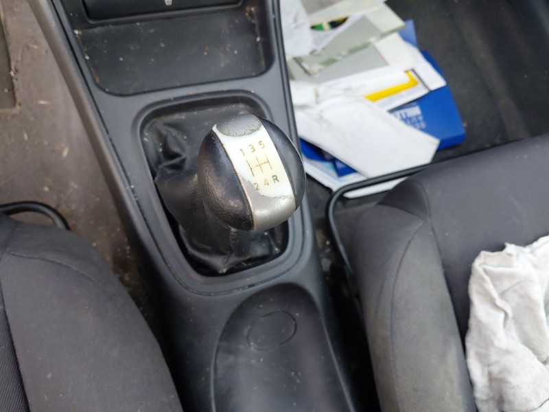 nissan almera ii hatchback (n16) del año 2005