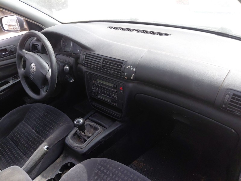 volkswagen passat b5.5 (3b3) del año 2002