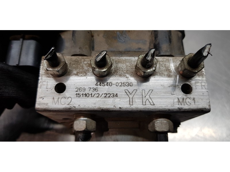 Recambio de abs para toyota auris active referencia OEM IAM 4454002530   Recambio de abs para toyota auris active referencia OEM IAM 4454002530