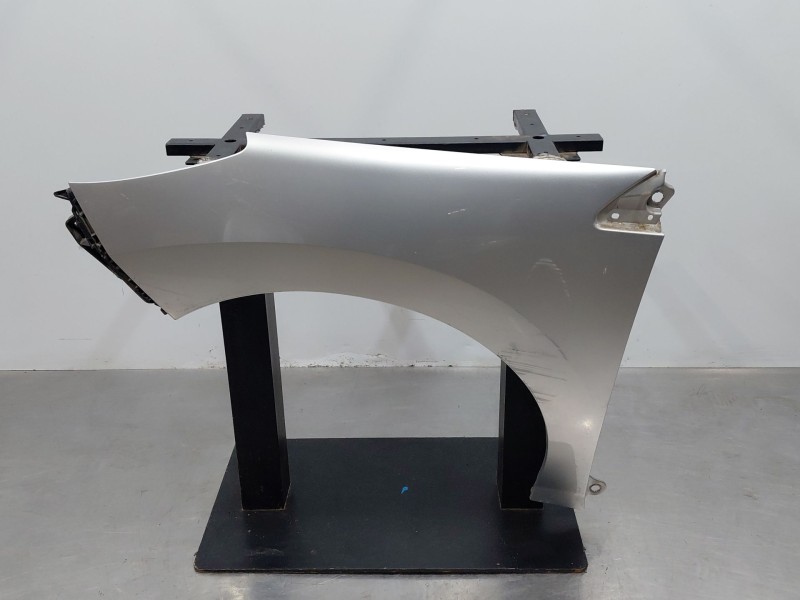 Recambio de aleta delantera izquierda para peugeot 308 sw i (4e_, 4h_) 1.6 hdi referencia OEM IAM   