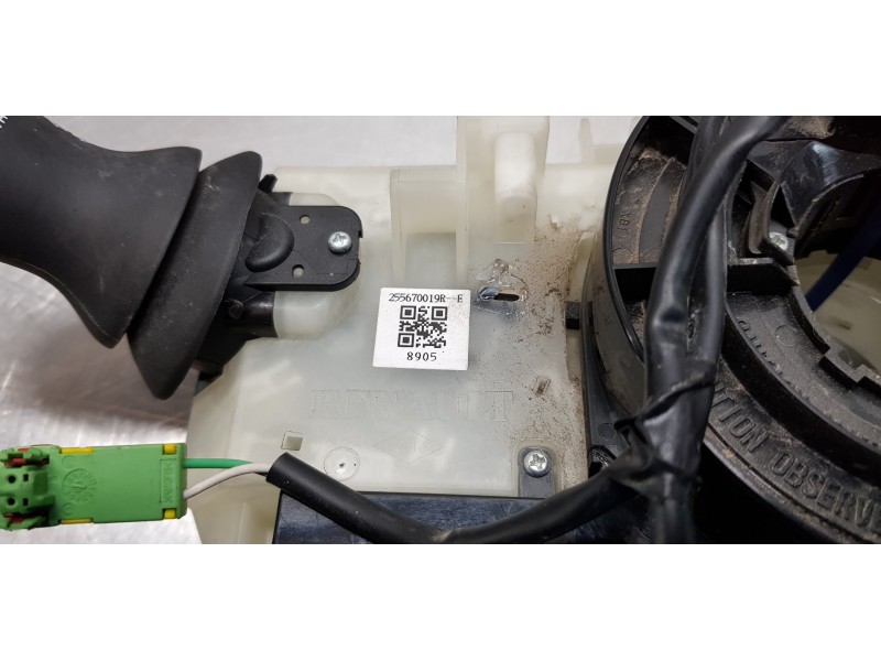 Recambio de mando multifuncion para renault megane iii berlina 5 p expression referencia OEM IAM 255670019R  