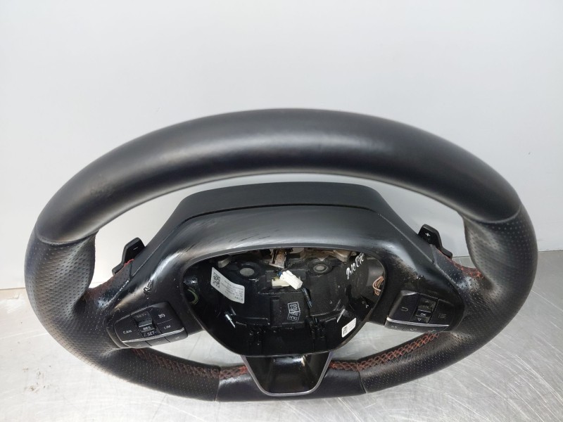 Recambio de volante para ford focus iv turnier (hp) 1.5 ecoblue referencia OEM IAM 2646838  