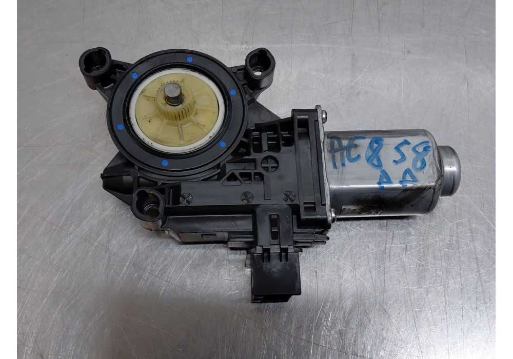 Recambio de motor elevalunas delantero derecho para seat ibiza iv (6j5, 6p1) 1.6 tdi referencia OEM IAM   
