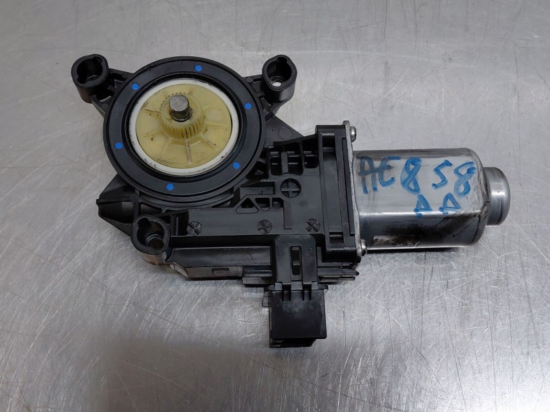 Recambio de motor elevalunas delantero derecho para seat ibiza iv (6j5, 6p1) 1.6 tdi referencia OEM IAM   