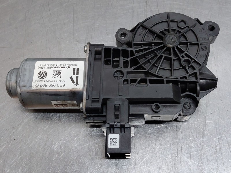 Recambio de motor elevalunas delantero derecho para seat ibiza iv (6j5, 6p1) 1.6 tdi referencia OEM IAM   