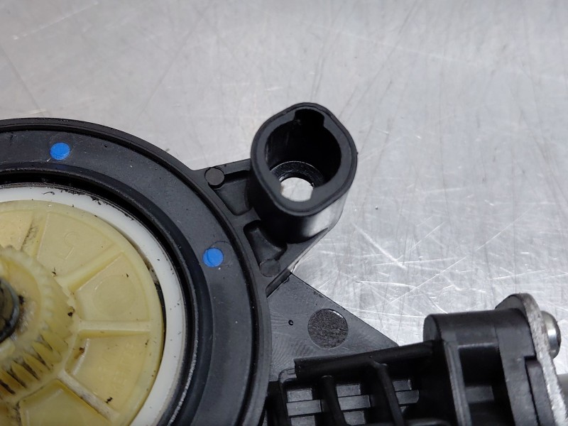 Recambio de motor elevalunas delantero derecho para seat ibiza iv (6j5, 6p1) 1.6 tdi referencia OEM IAM   