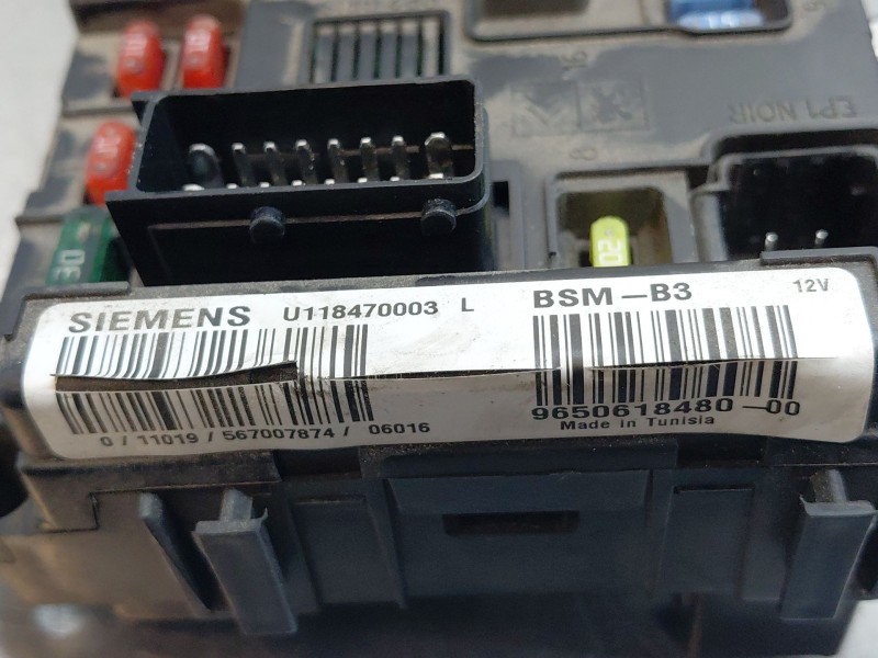 Recambio de caja reles / fusibles para citroën xsara picasso (n68) 1.6 hdi referencia OEM IAM   