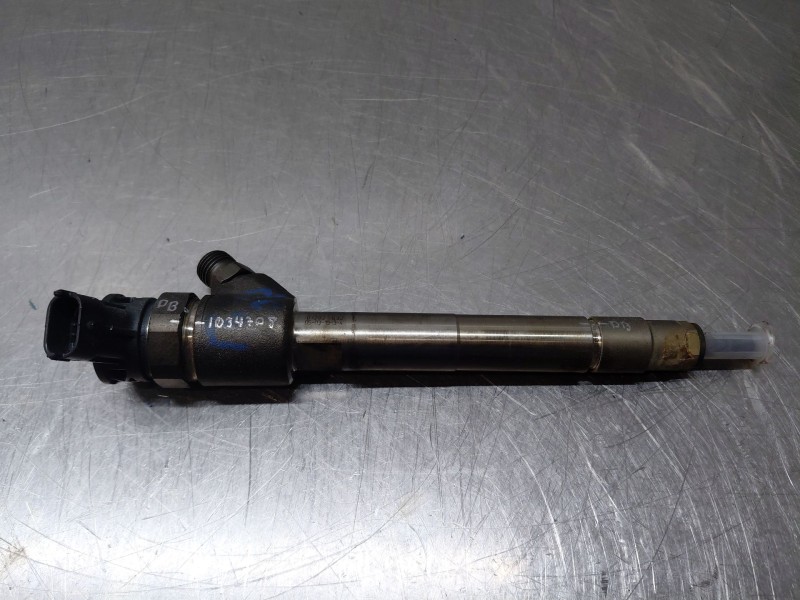 Recambio de inyector para ford focus iv turnier (hp) 1.5 ecoblue referencia OEM IAM 0445110955 9828959880 