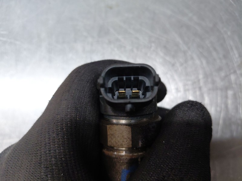 Recambio de inyector para ford focus iv turnier (hp) 1.5 ecoblue referencia OEM IAM 0445110955 9828959880 