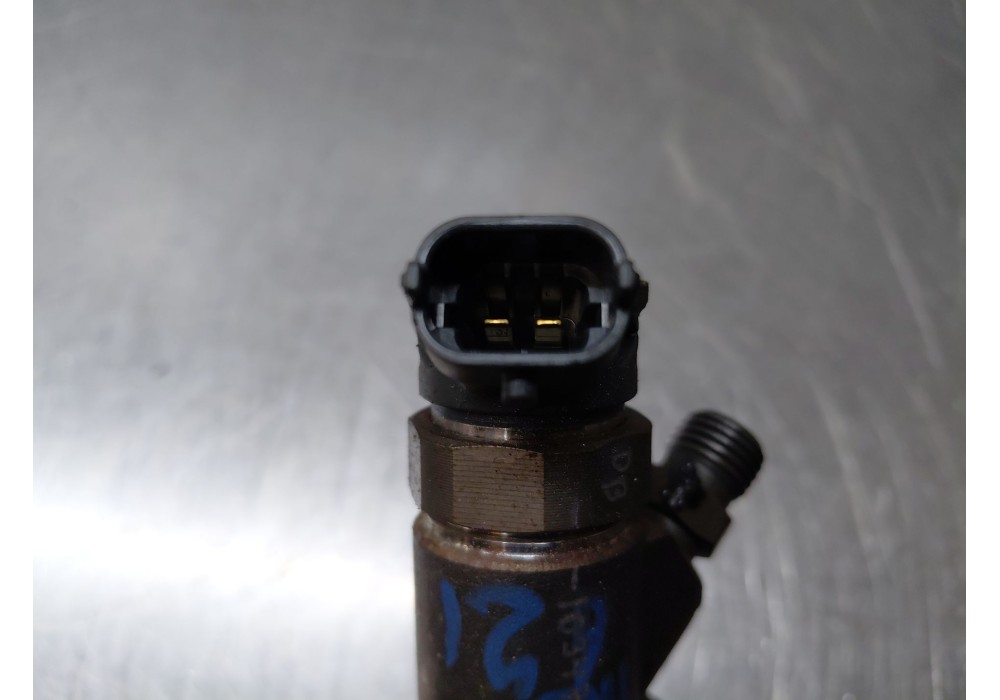 Recambio de inyector para ford focus iv turnier (hp) 1.5 ecoblue referencia OEM IAM 0445110955 9828959880 