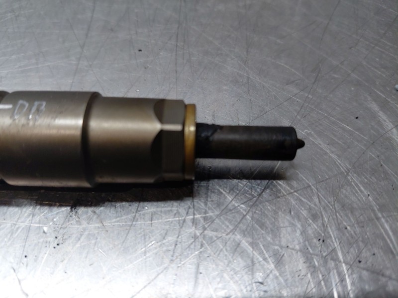 Recambio de inyector para ford focus iv turnier (hp) 1.5 ecoblue referencia OEM IAM 0445110955 9828959880 