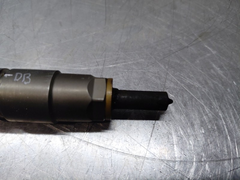 Recambio de inyector para ford focus iv turnier (hp) 1.5 ecoblue referencia OEM IAM 0445110955 9828959880 