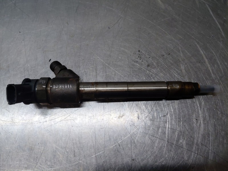 Recambio de inyector para ford focus iv turnier (hp) 1.5 ecoblue referencia OEM IAM 0445110955 9828959880 