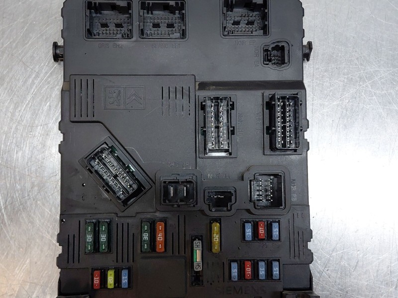 Recambio de caja reles / fusibles para citroën xsara picasso (n68) 1.6 hdi referencia OEM IAM   
