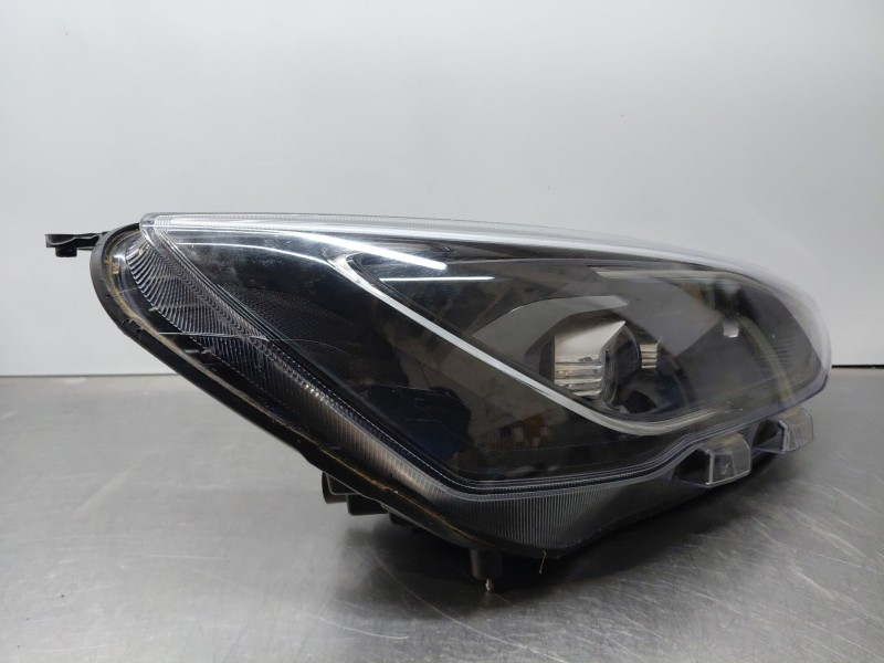 Recambio de faro derecho para ford focus iv turnier (hp) 1.5 ecoblue referencia OEM IAM 2581581 JX7B13B626BG 