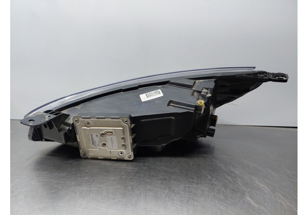 Recambio de faro derecho para ford focus iv turnier (hp) 1.5 ecoblue referencia OEM IAM 2581581 JX7B13B626BG 