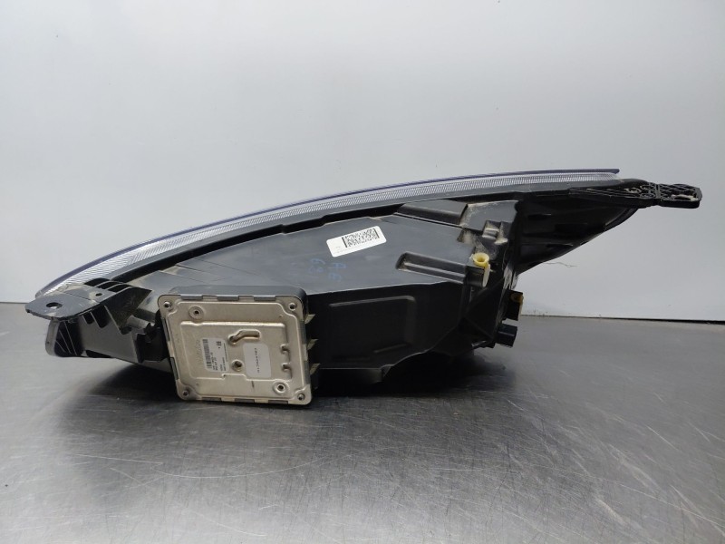 Recambio de faro derecho para ford focus iv turnier (hp) 1.5 ecoblue referencia OEM IAM 2581581 JX7B13B626BG 
