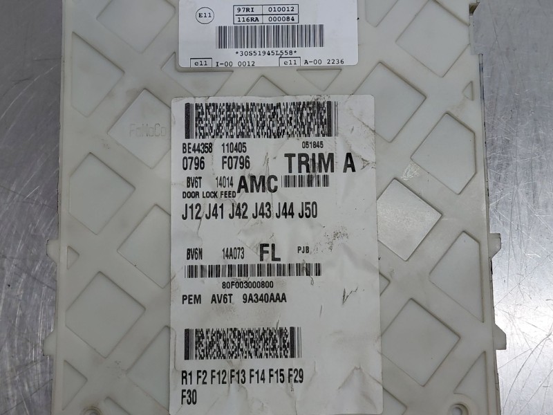 Recambio de caja reles / fusibles para ford focus iii 1.6 tdci referencia OEM IAM BV6N14A073FL  