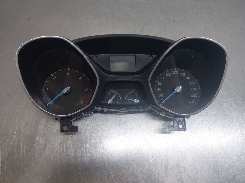 Recambio de cuadro instrumentos para ford focus iii 1.6 tdci referencia OEM IAM 1879756 BM5T10849CM 