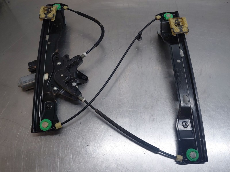 Recambio de elevalunas delantero derecho para ford focus iii 1.6 tdci referencia OEM IAM 1870697 BM51A2320 